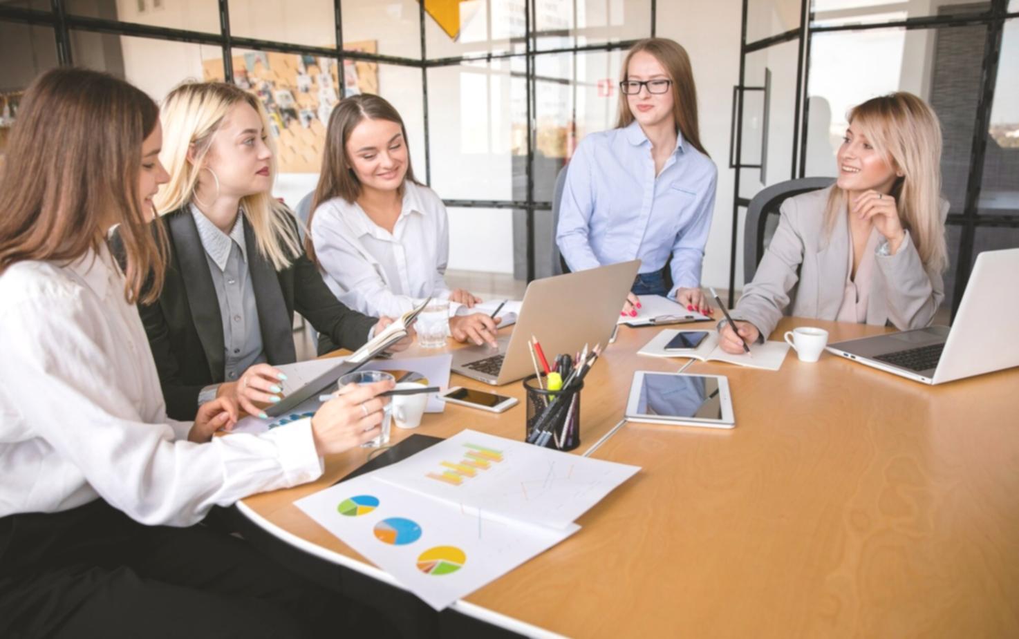 Teamarbeit bei der Entwicklung von Finanzstrategien